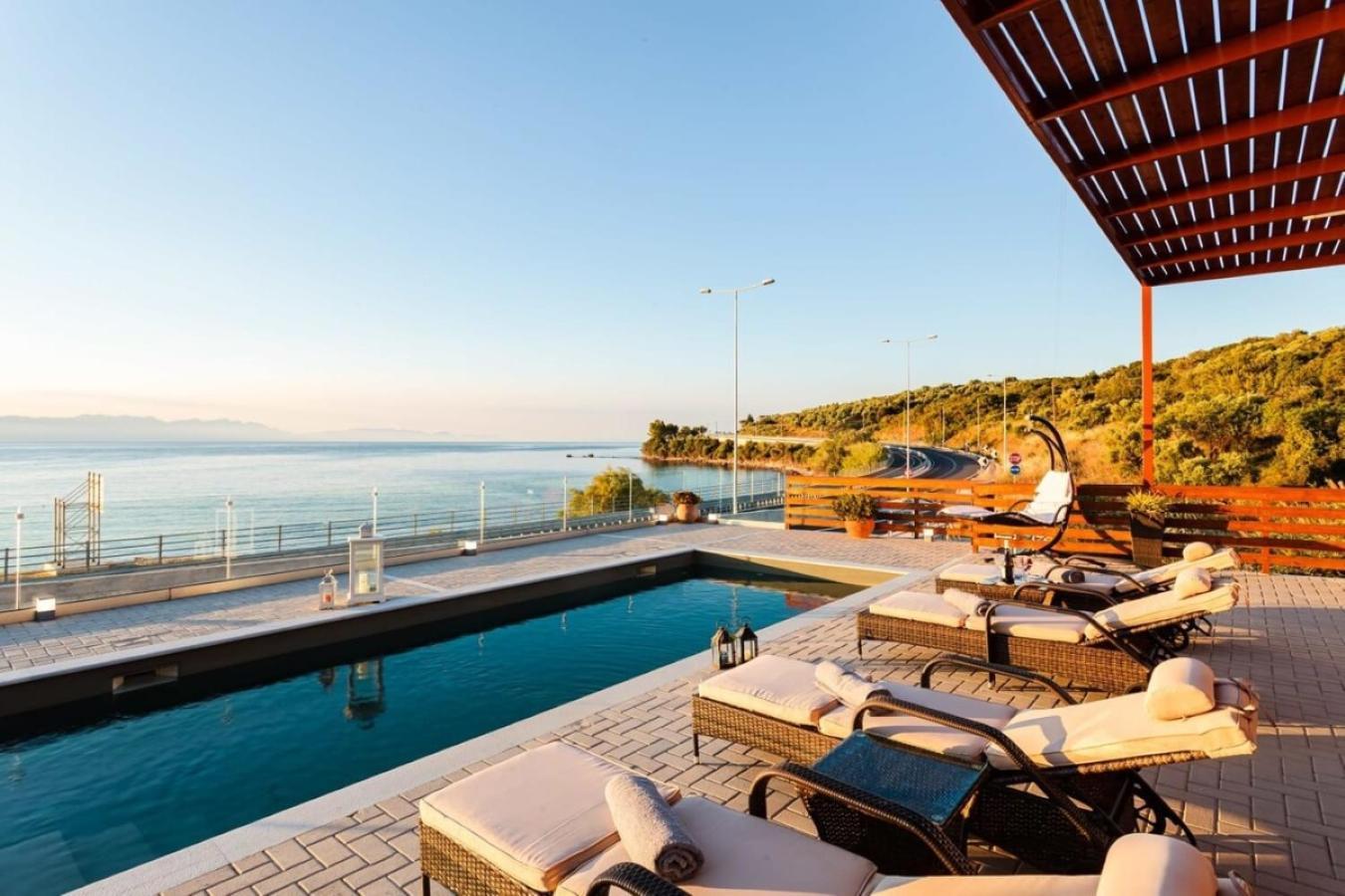 Seaside Summer Bliss - Aurora Luxury Pool Paradise Petalidi Bagian luar foto