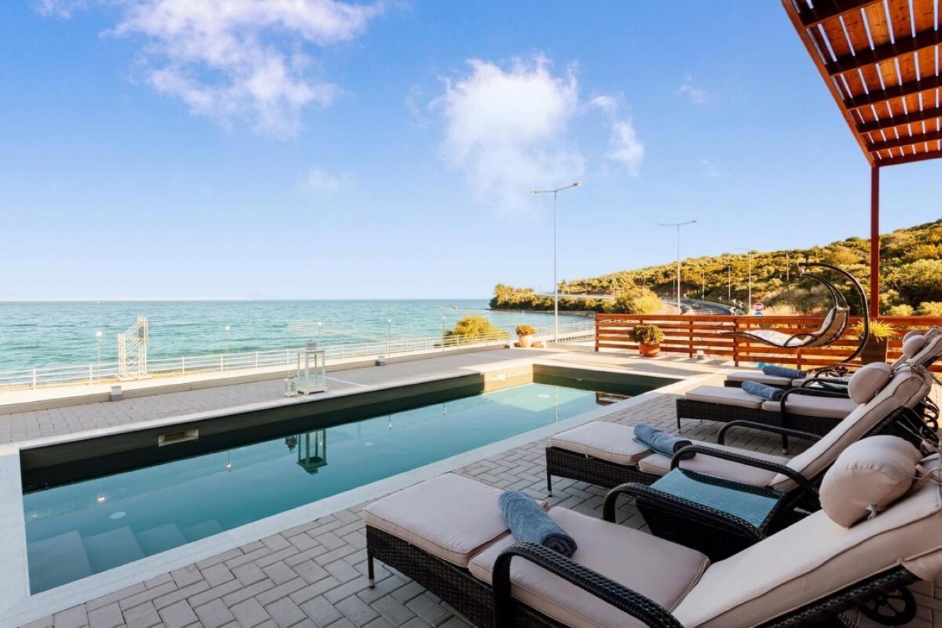 Seaside Summer Bliss - Aurora Luxury Pool Paradise Petalidi Bagian luar foto